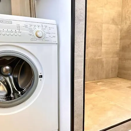 La Duchesse De Bourgogne * Dijon